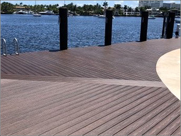 Custom deck by Morrison Contractors