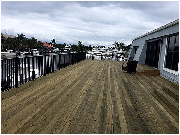 Custom deck by Morrison Contractors