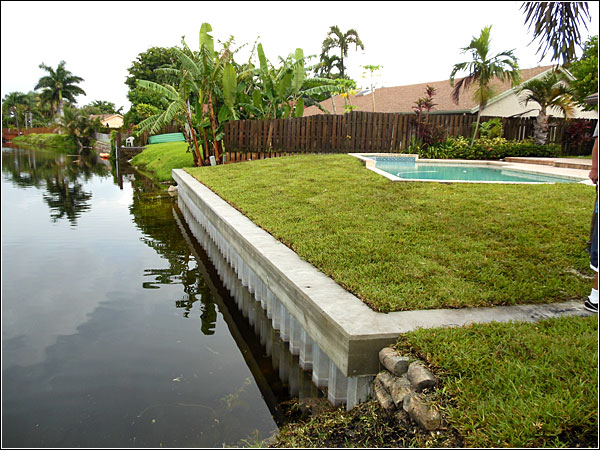 Custom deck by Morrison Contractors