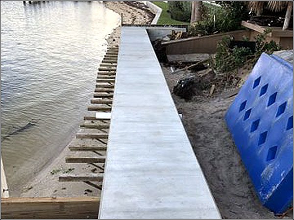 Custom deck by Morrison Contractors