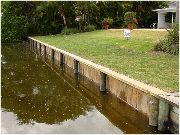 Custom deck by Morrison Contractors